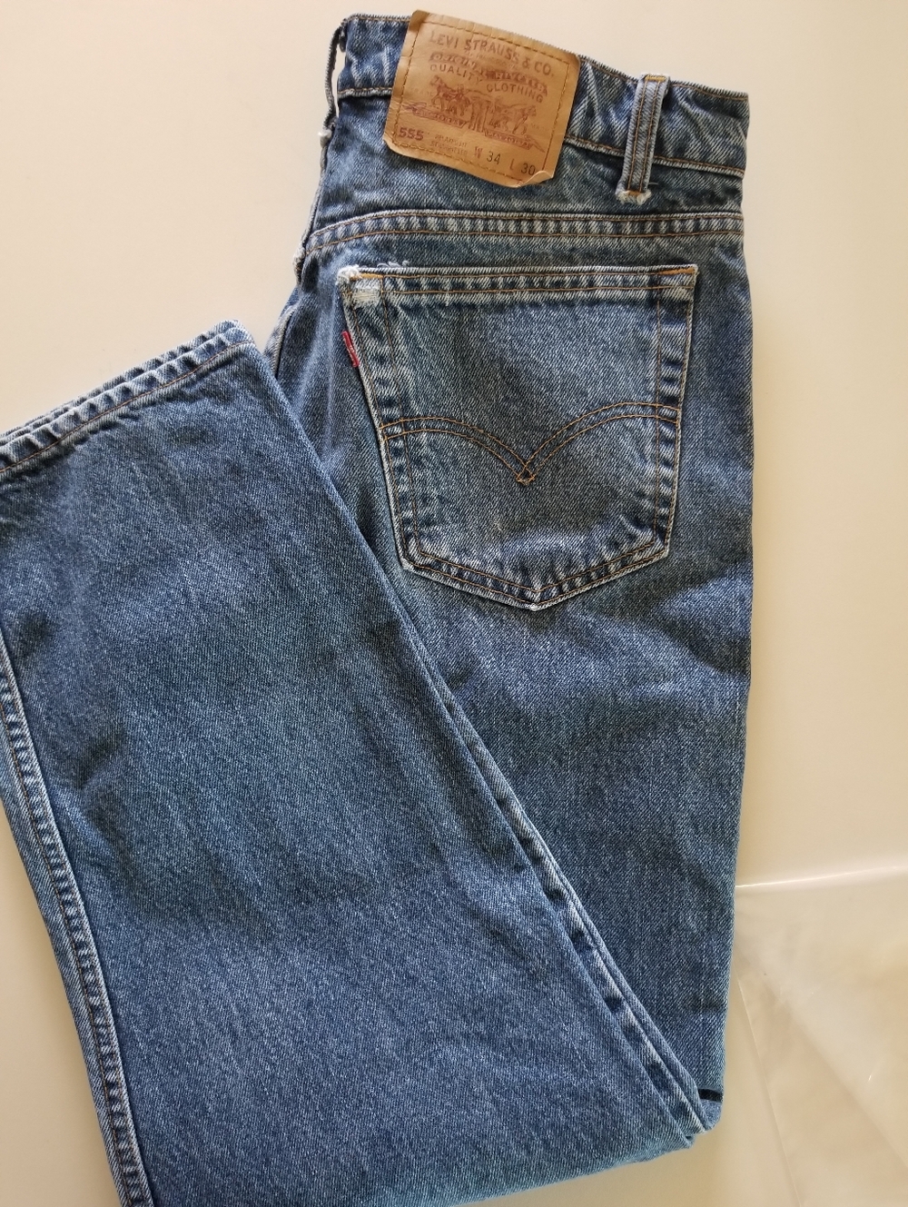 Levi’s 555 Relaxed Straight Jeans Made in USA Premium Denim Medium Wash 34/30